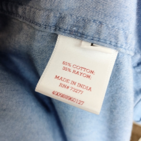 🍉5 for $25* SO Sleeveless Button Up W/Keyhole Back - Picture 6 of 7